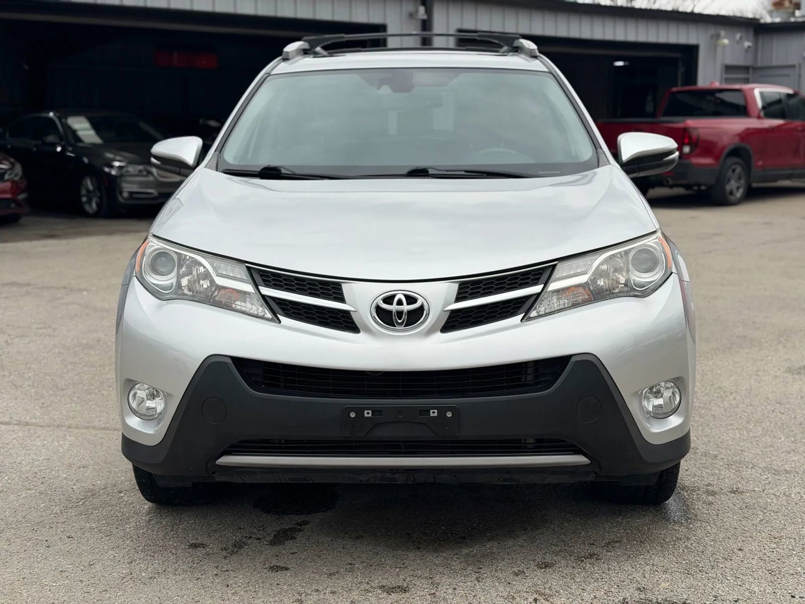 Used 2015 Toyota RAV4 Limited w/ Technology Package image 4