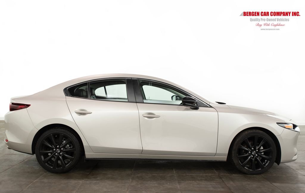 Used 2024 MAZDA MAZDA3 s image 13