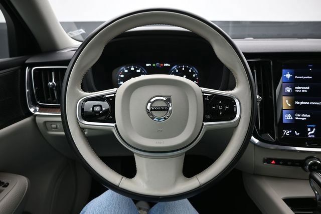 Used 2020 Volvo S60 T5 Momentum FWD image 22