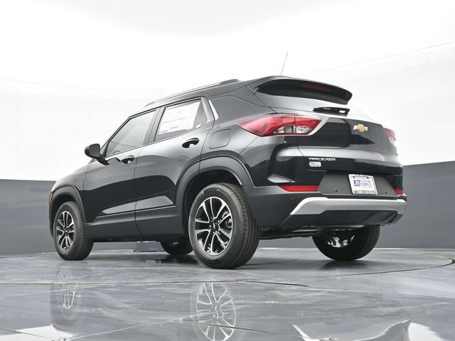 New 2026 Chevrolet TrailBlazer LT w/ Driver Confidence Package FWD image 35