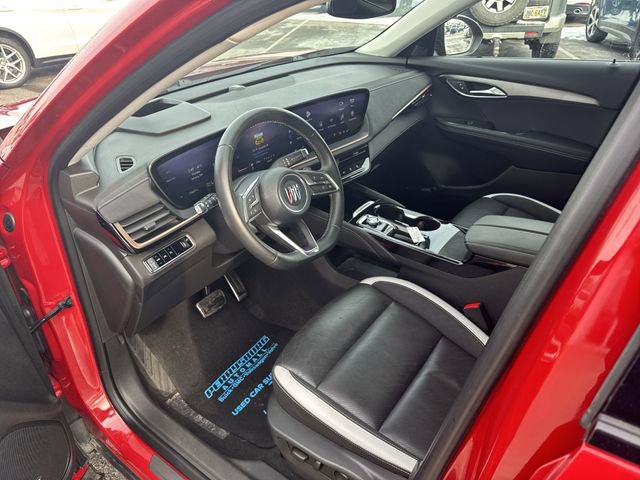 Certified 2025 Buick Envision Sport Touring image 10