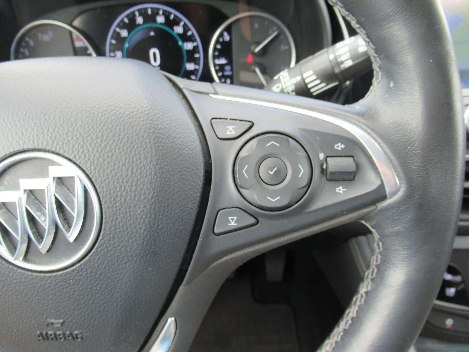 Used 2020 Buick Envision Premium w/ Driver Confidence Package AWD/4WD image 26