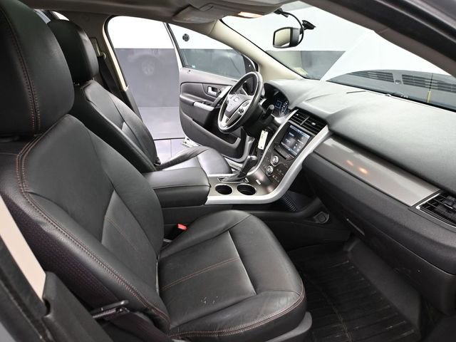 Used 2013 Ford Edge SEL image 45