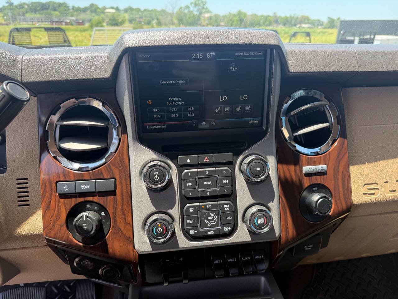 Used 2016 Ford F250 Lariat w/ Lariat Ultimate Package AWD/4WD image 24