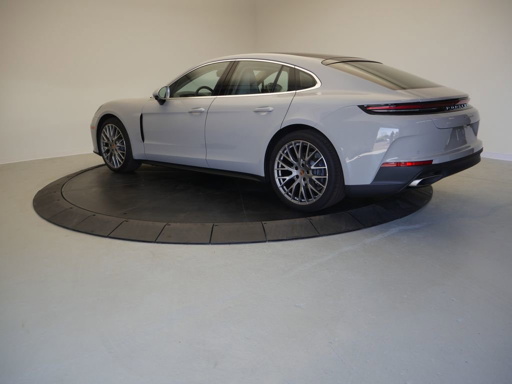 Certified 2025 Porsche Panamera 4 AWD/4WD image 3