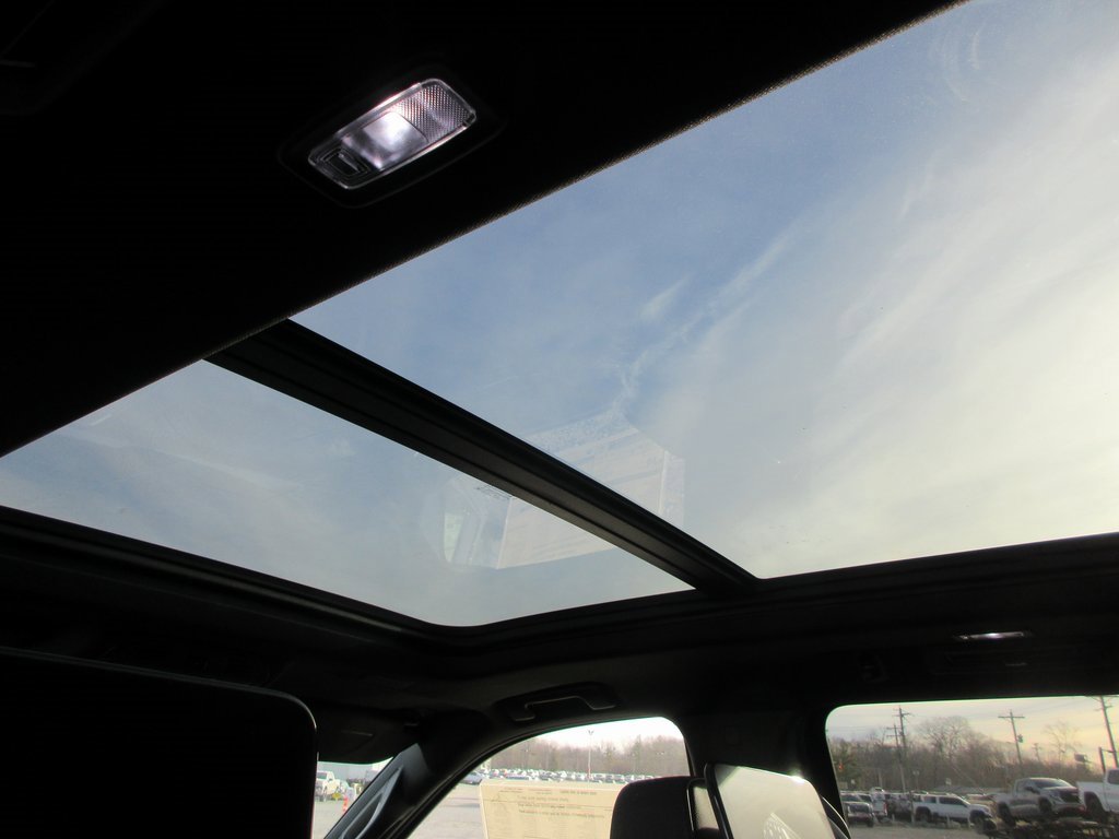 New 2026 GMC Yukon XL Denali image 15