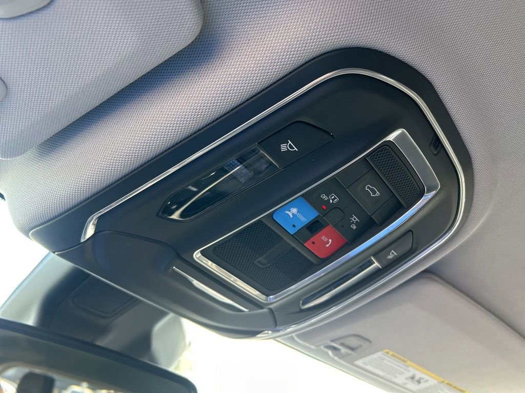 Used 2022 Jeep Grand Cherokee L Limited image 46