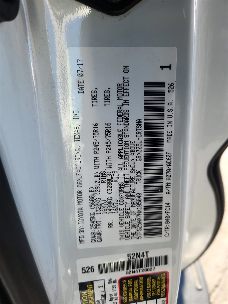 Used 2017 Toyota Tacoma SR5 image 19