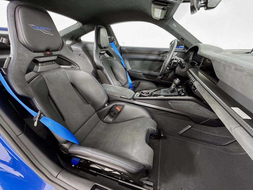 Used 2026 Porsche 911 GT3 RWD image 29
