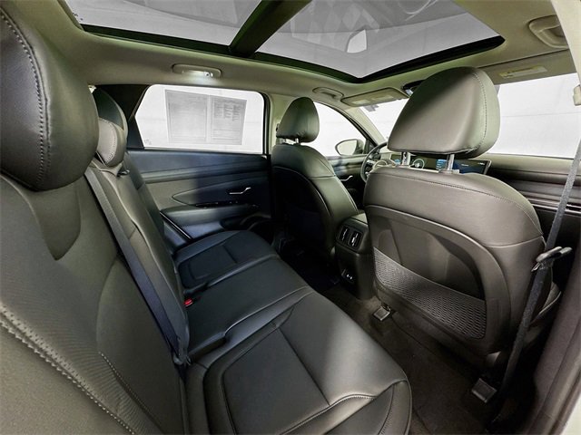 Used 2025 Hyundai Tucson Limited image 26