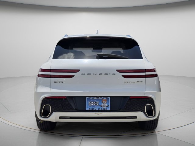 Used 2023 Genesis GV70 2.5T w/ Select Package AWD/4WD image 6