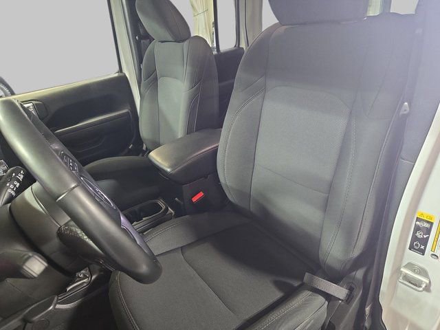 Used 2022 Jeep Wrangler Unlimited Sport image 18