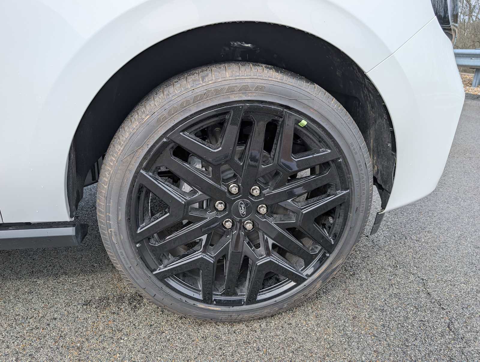 New 2026 Ford Expedition Max Platinum w/ Stealth Performance Package AWD/4WD image 3