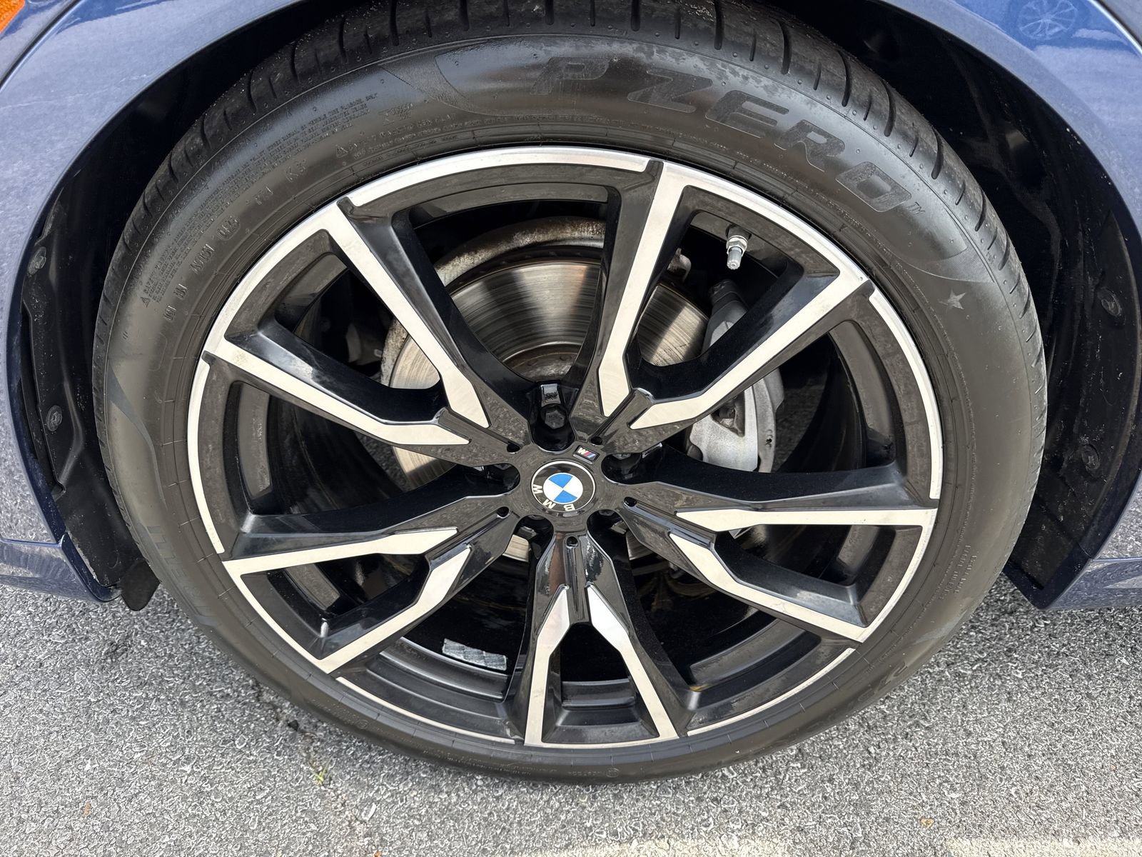 Used 2022 BMW X7 xDrive40i w/ M Sport Package image 58