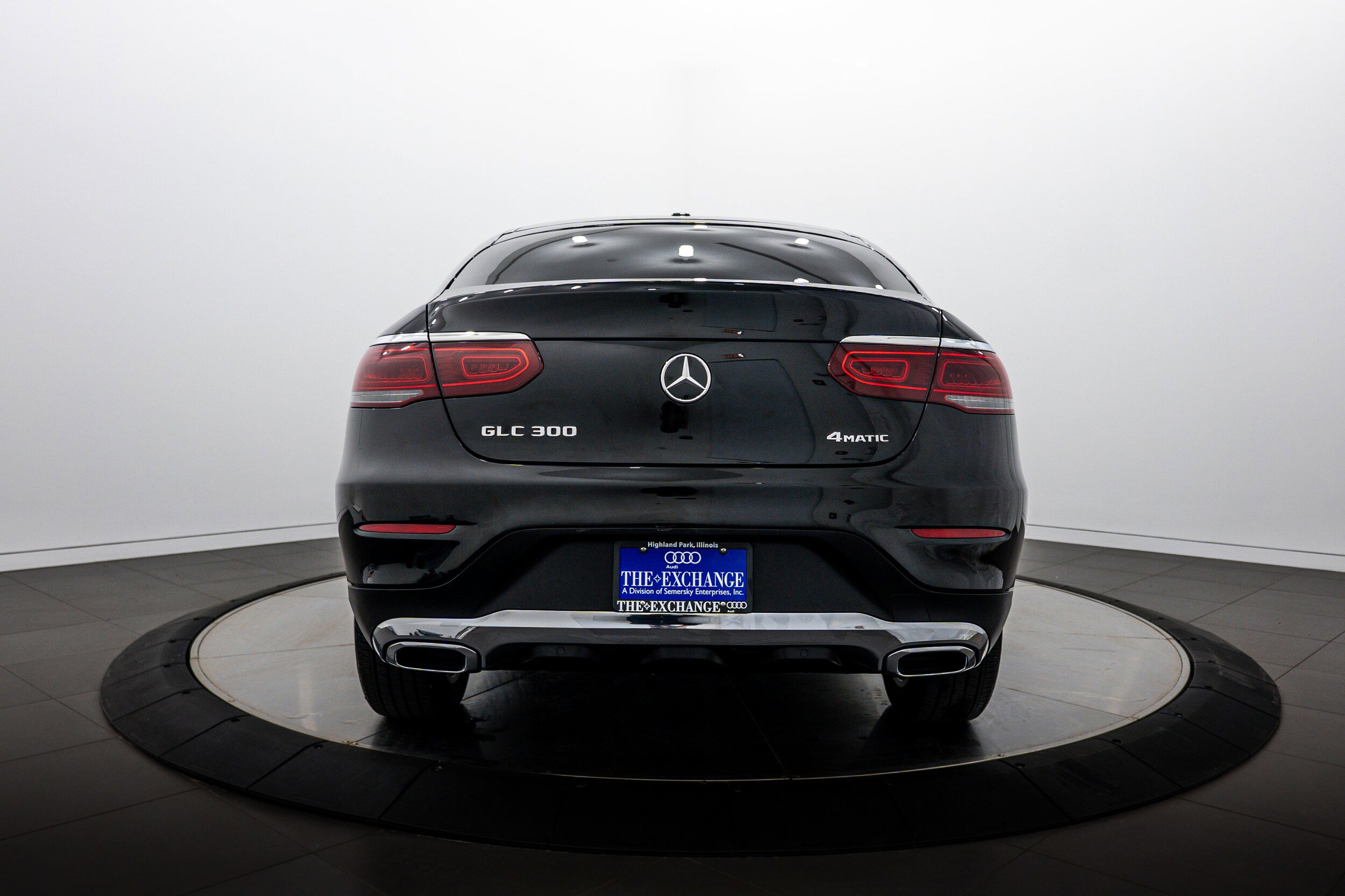 Used 2020 Mercedes-Benz GLC 300 4MATIC Coupe image 23