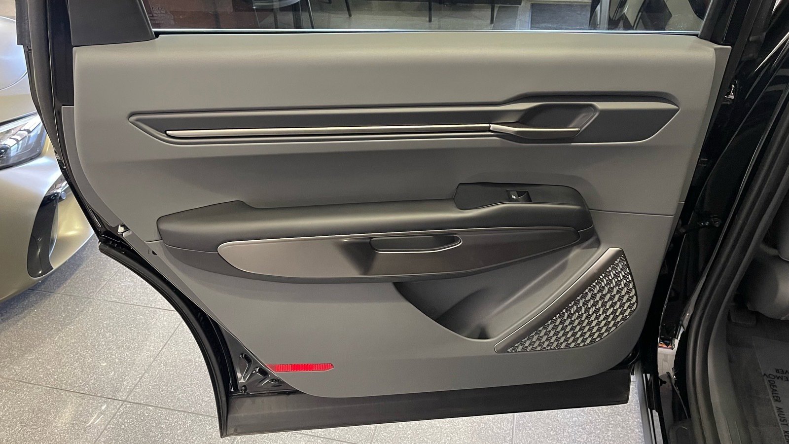 Used 2026 Kia EV9 Wind image 27