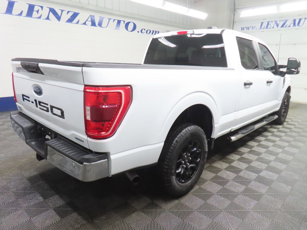 Used 2023 Ford F150 XLT w/ Trailer Tow Package image 5
