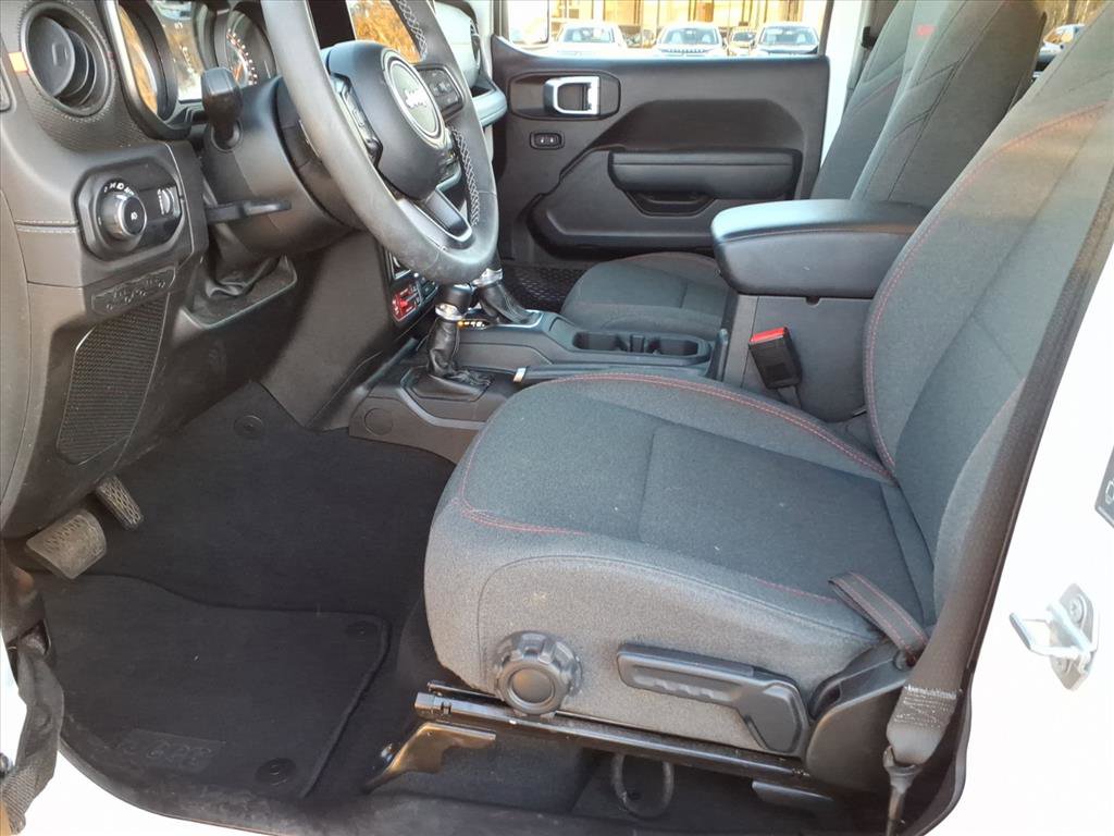 Used 2025 Jeep Wrangler Unlimited Rubicon image 8