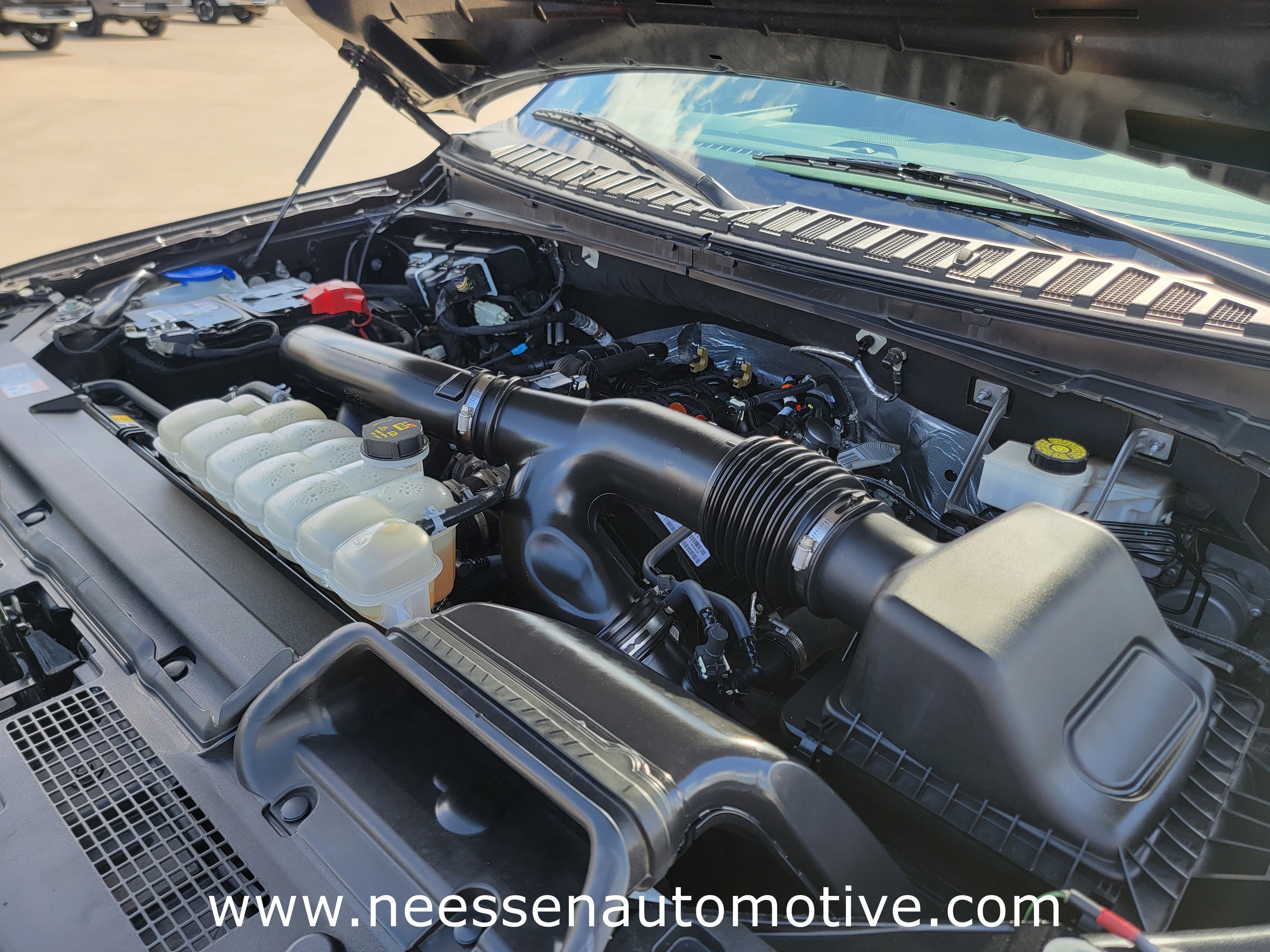 Used 2024 Ford Expedition Limited AWD/4WD image 38