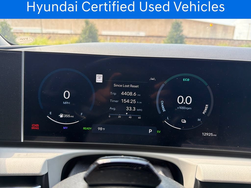 Certified 2025 Hyundai Tucson SEL AWD/4WD image 19