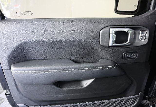 Used 2023 Jeep Wrangler Sahara w/ Cold Weather Group image 23