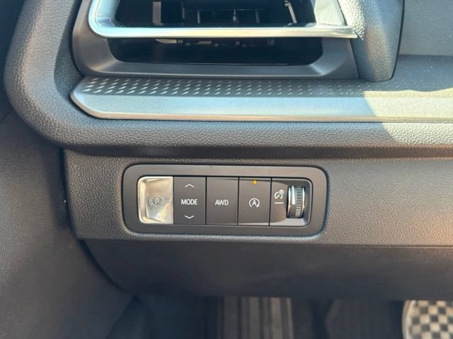 New 2026 Chevrolet Traverse LT w/ Driver Confidence Package AWD/4WD image 30