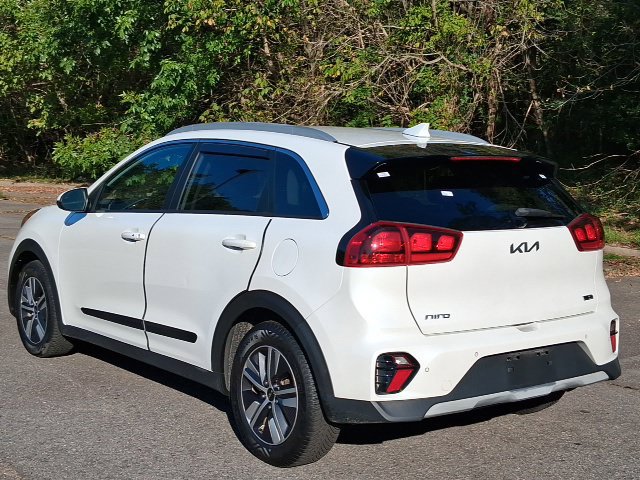 Used 2022 Kia Niro LXS FWD image 3