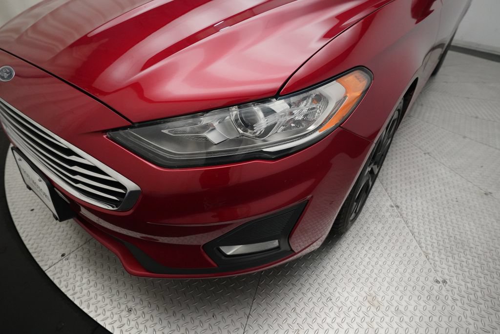 Used 2020 Ford Fusion SE w/ Equipment Group 151A FWD image 24