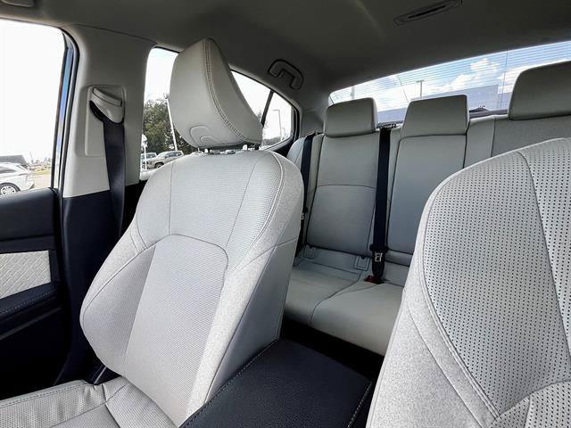 Used 2025 Toyota Camry XLE FWD image 16