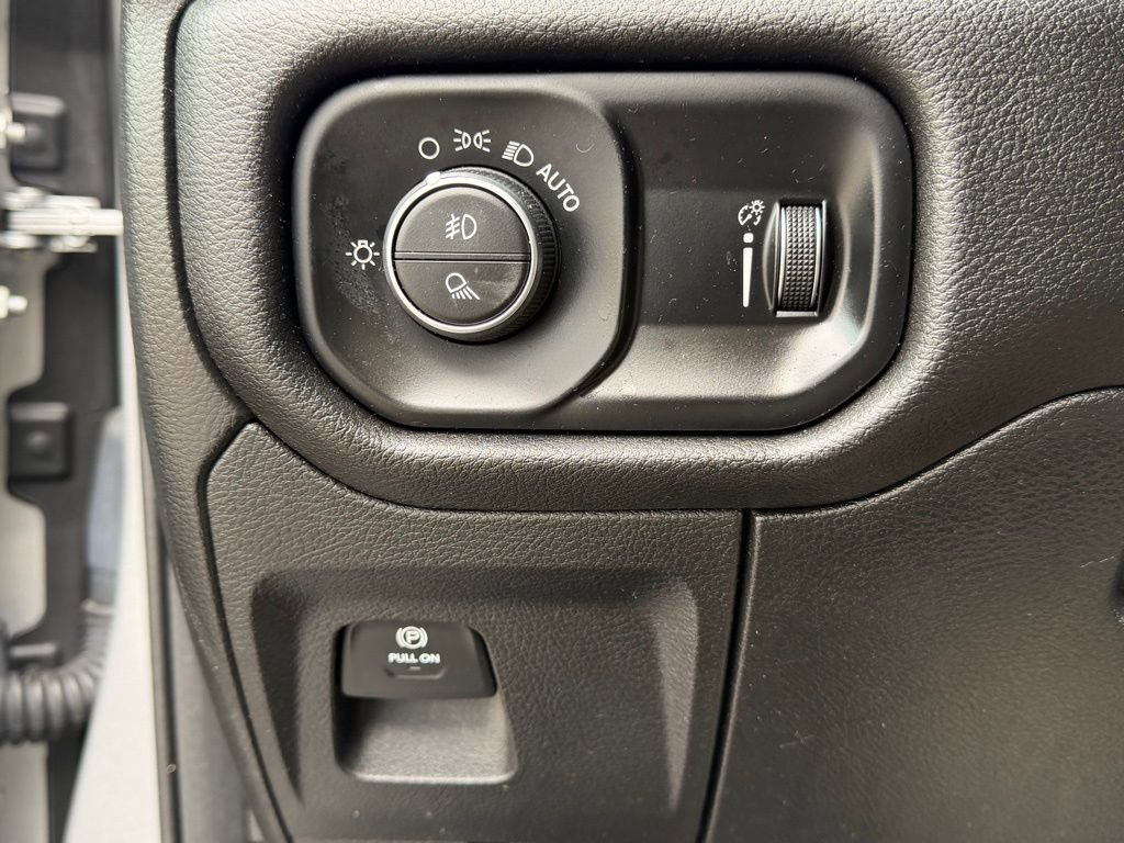 Certified 2021 RAM 1500 Big Horn image 29