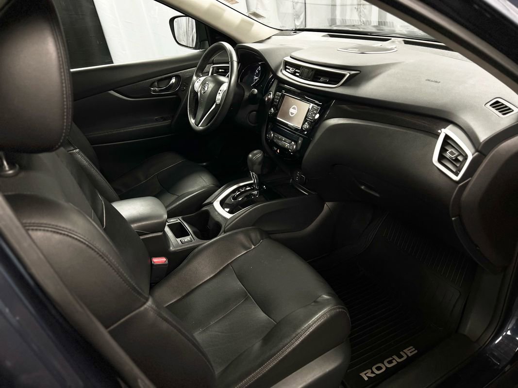 Used 2016 Nissan Rogue SL image 21