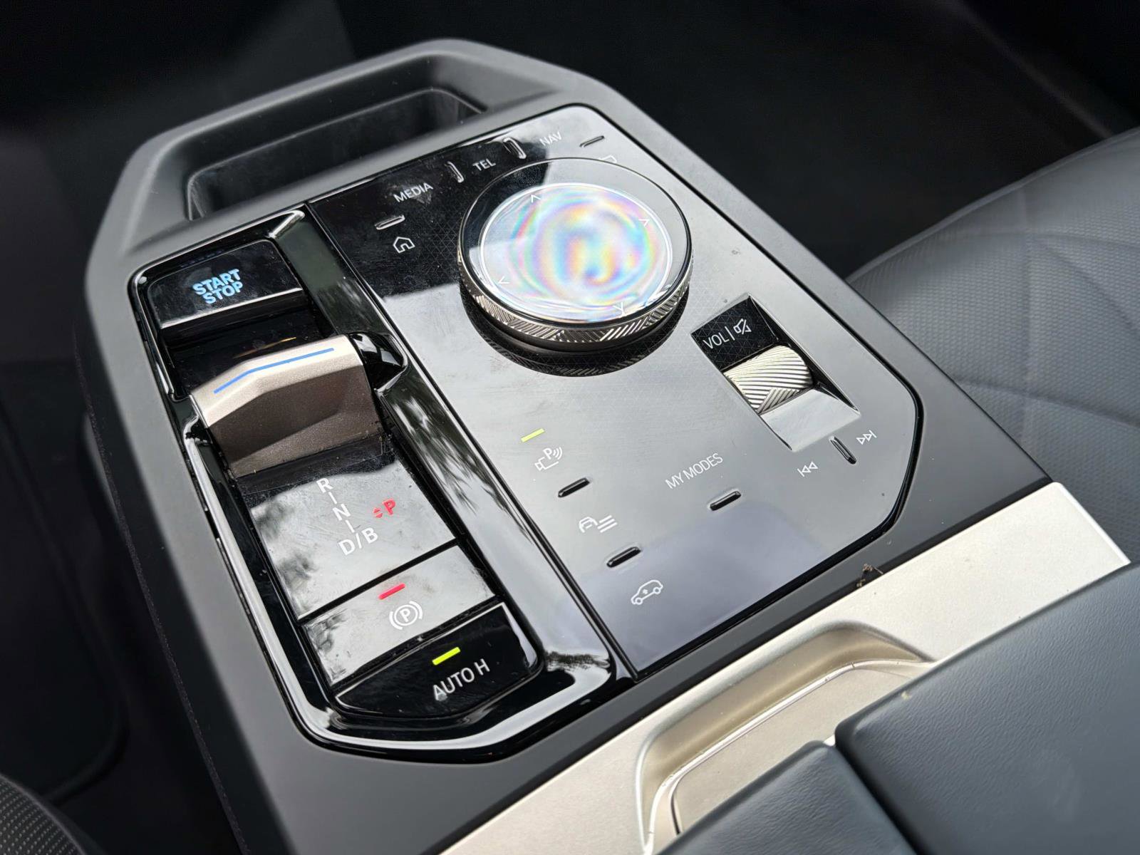 Certified 2023 BMW iX M60 AWD/4WD image 25