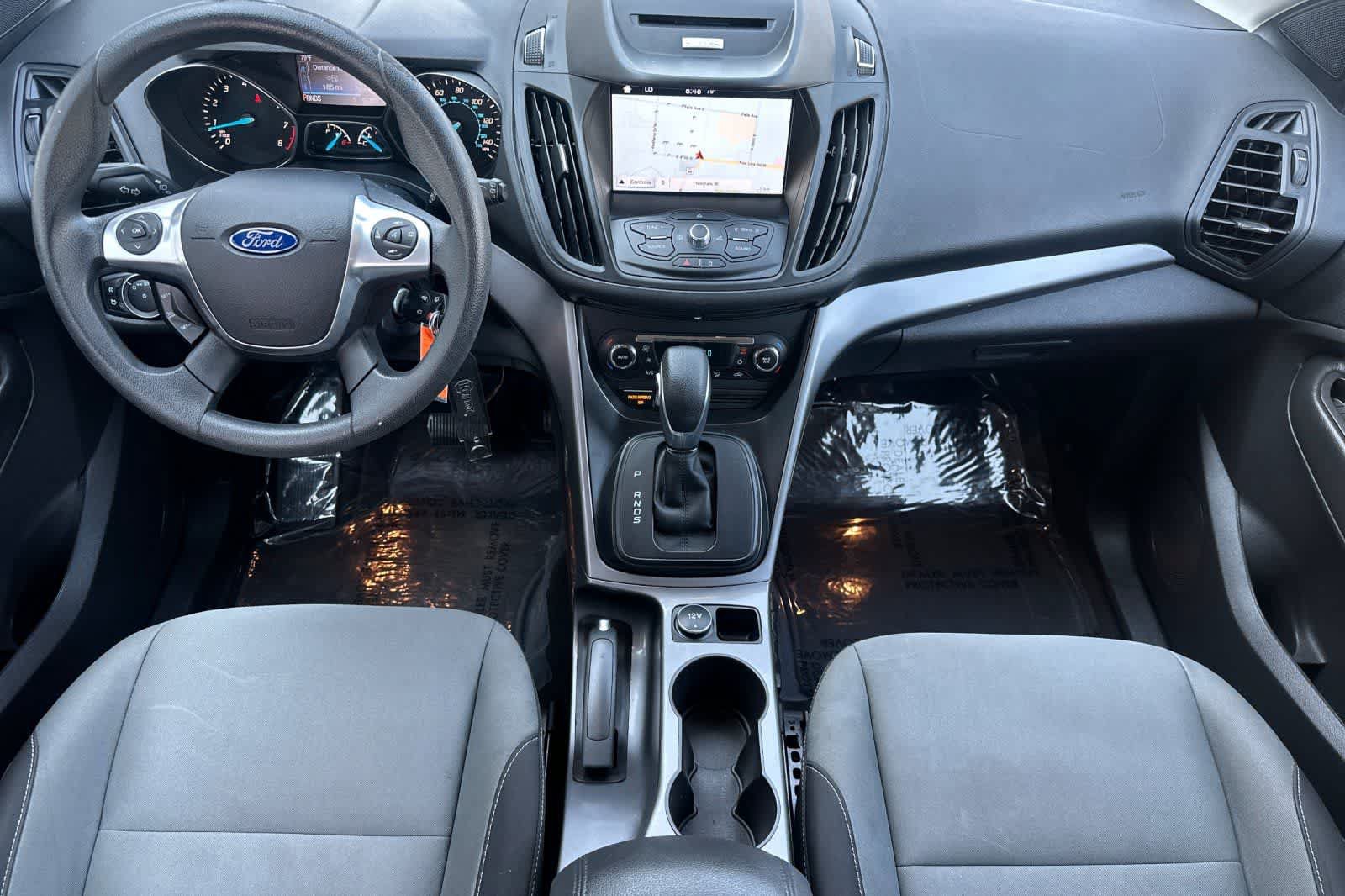 Used 2016 Ford Escape SE w/ Equipment Group 201A FWD image 3