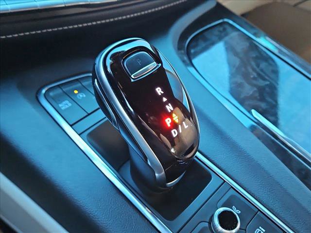 Certified 2024 Cadillac Escalade Premium Luxury image 12