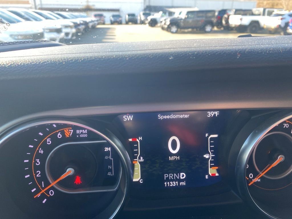 Used 2021 Jeep Gladiator Sport image 15