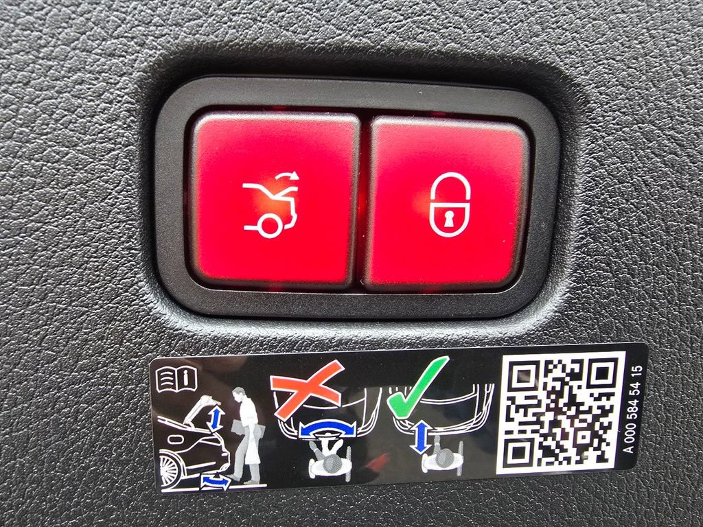 New 2026 Mercedes-Benz CLE 53 AMG 4MATIC Coupe image 21