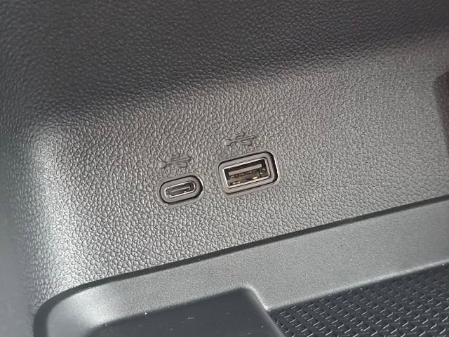 New 2026 Chevrolet Traverse LT w/ Enhanced Driving Package image 30