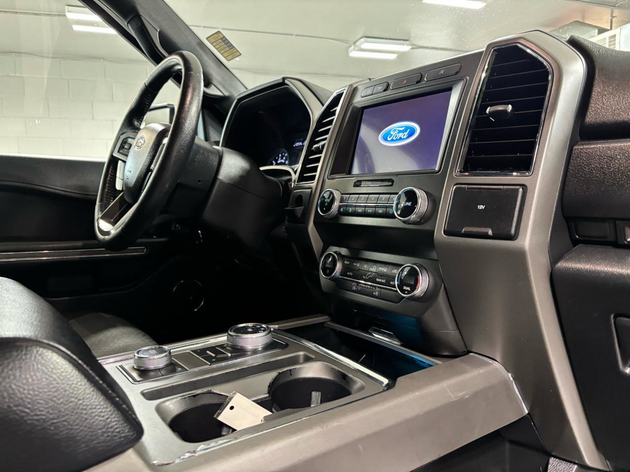 Used 2019 Ford Expedition Max XLT AWD/4WD image 14