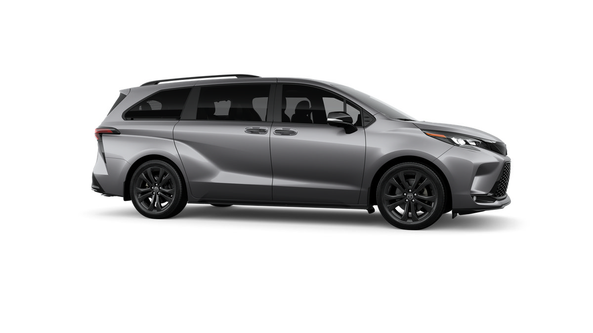 New 2026 Toyota Sienna XSE FWD image 32