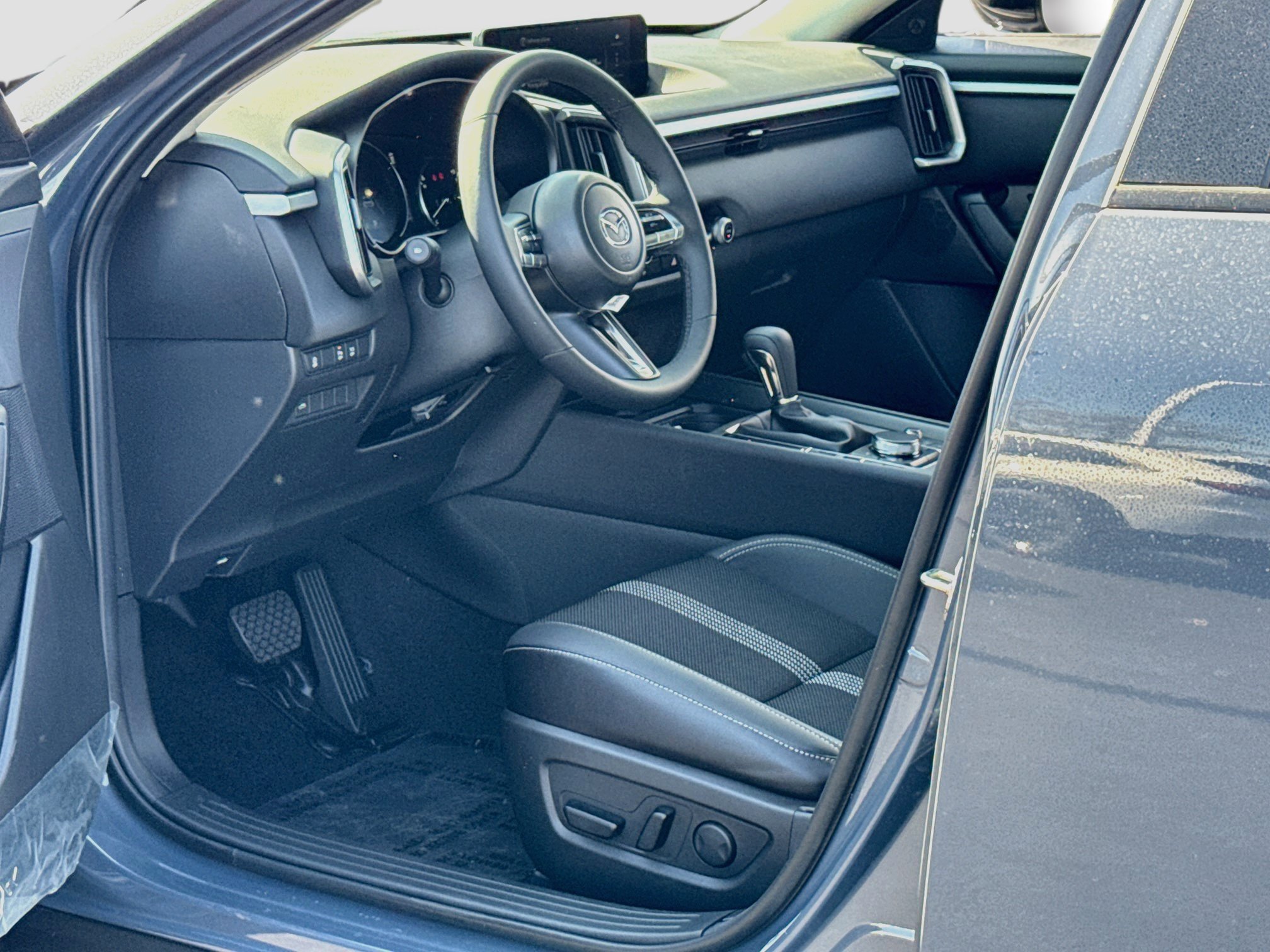 New 2026 MAZDA CX-50 AWD 2.5 S w/ Preferred Pkg image 4
