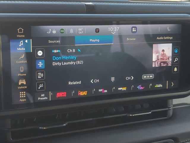 Used 2025 Jeep Wrangler Sahara image 17