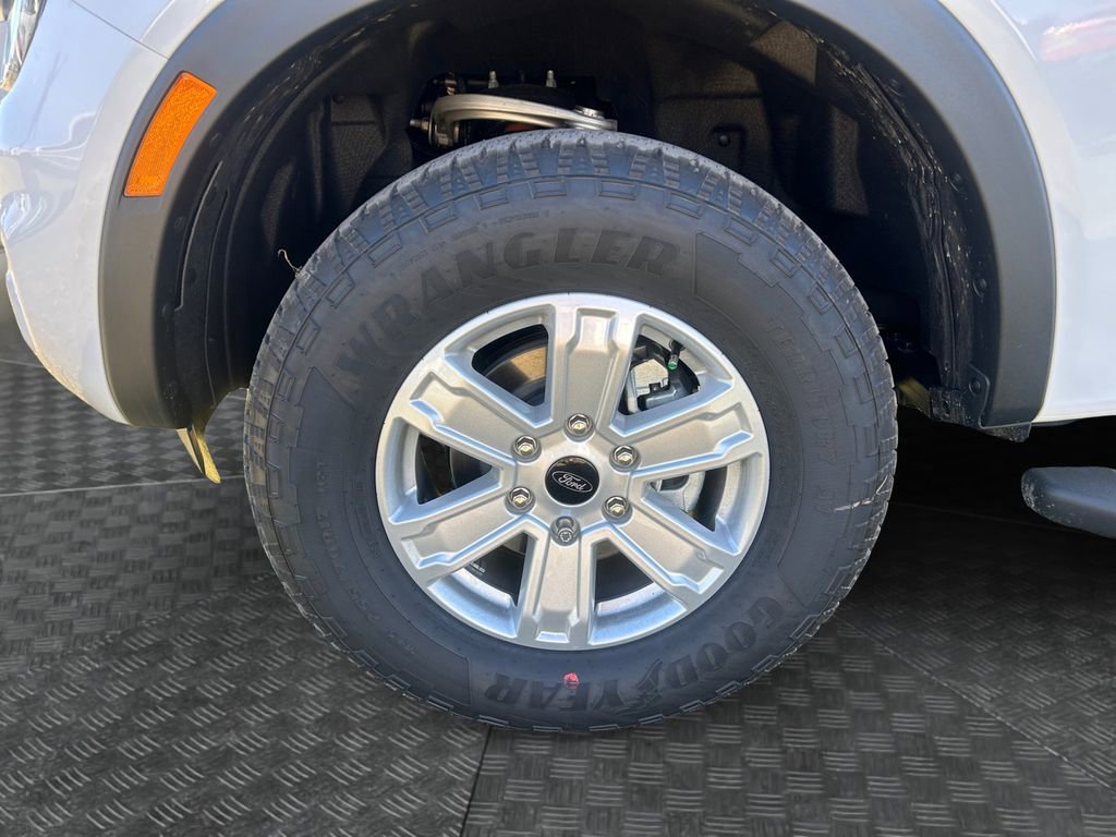 New 2025 Ford Ranger XL image 17