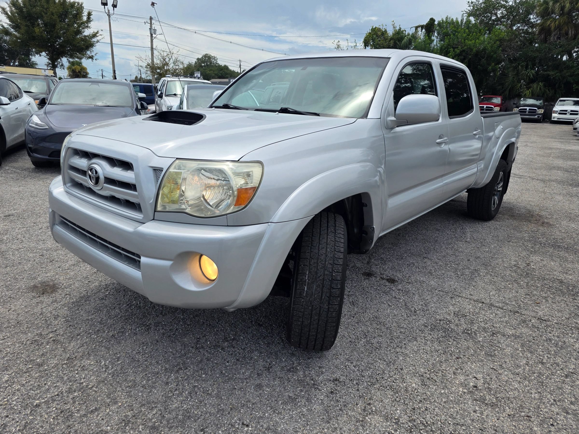 Used 2007 Toyota Tacoma PreRunner w/ TRD Sport Pkg #3 RWD image 3