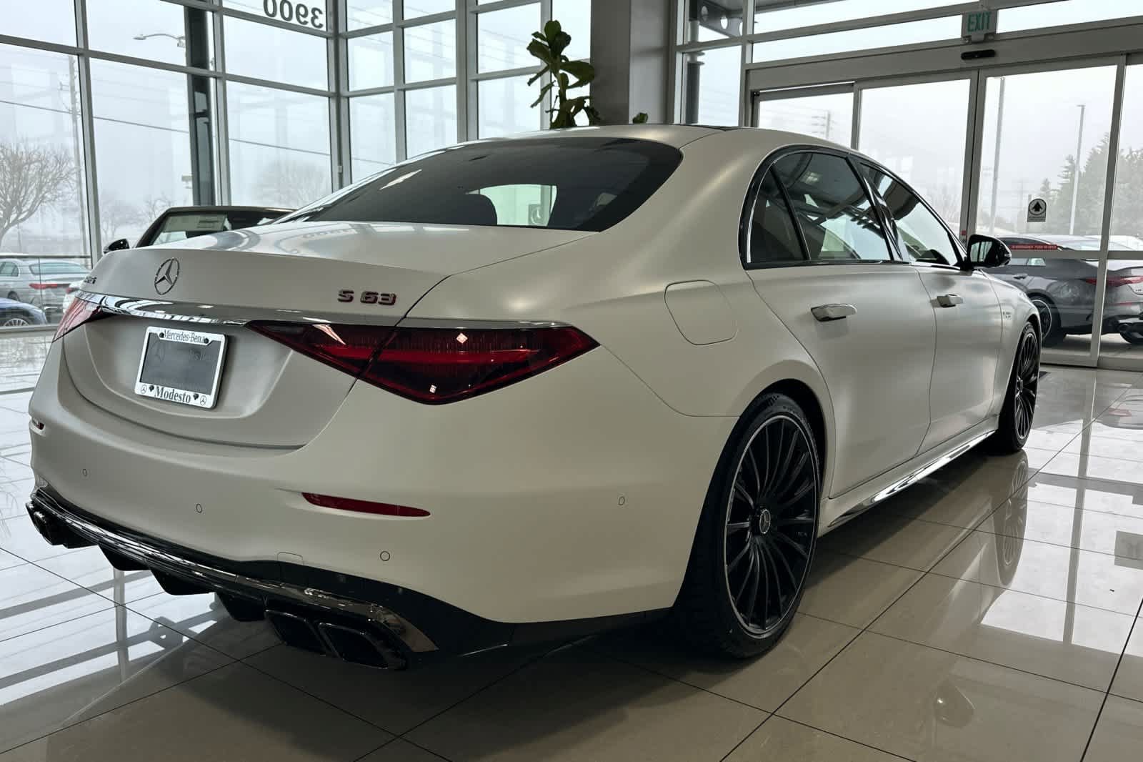 New 2026 Mercedes-Benz S 63 AMG S image 3