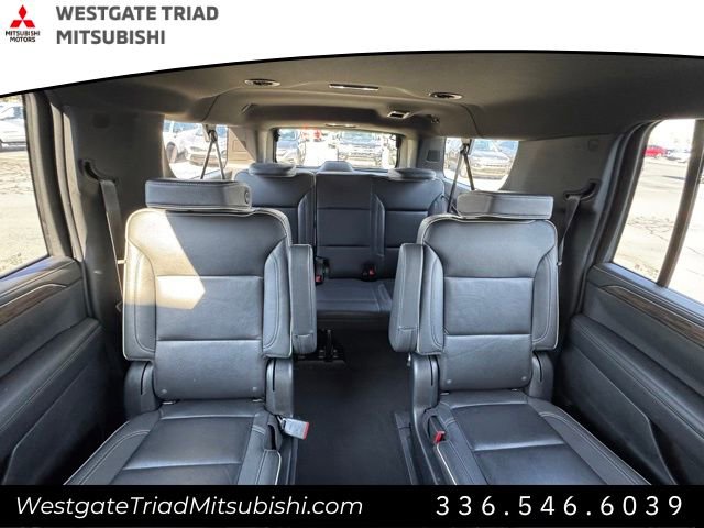 Used 2023 Chevrolet Suburban Premier image 10