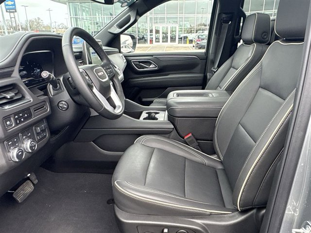 Certified 2024 GMC Yukon XL SLT w/ SLT Premium Package image 20