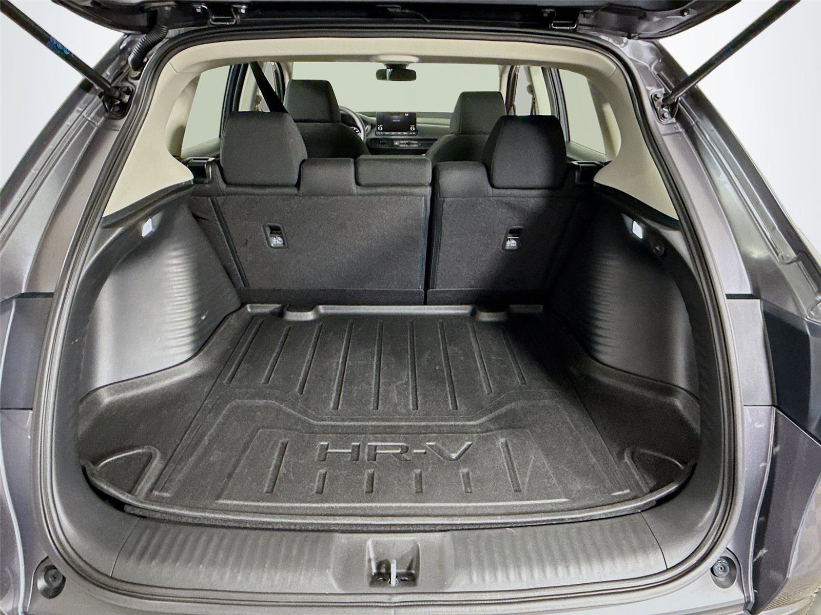 Used 2025 Honda HR-V LX image 16