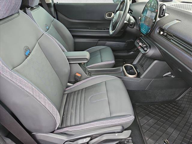 Used 2025 MINI Cooper S FWD image 25
