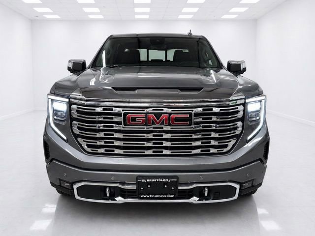 Used 2023 GMC Sierra 1500 Denali w/ Denali Reserve Package AWD/4WD image 4