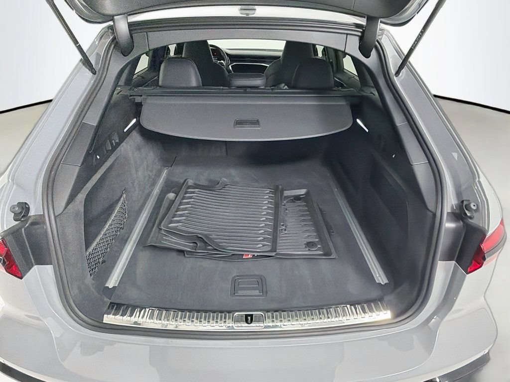Certified 2022 Audi RS 6 w/ Executive Package AWD/4WD image 28